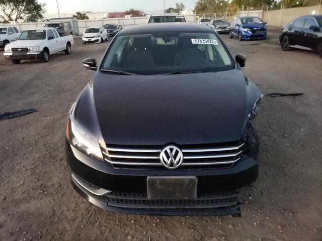 Photo 5 from auction – 2014 VOLKSWAGEN PASSAT S with VIN 1VWAT7A33EC099350