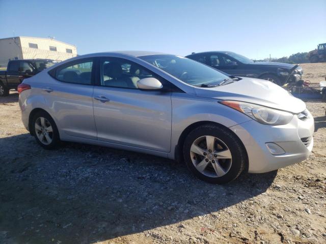 Photo 4 from auction – 2012 HYUNDAI ELANTRA GL with VIN 5NPDH4AE6CH100185