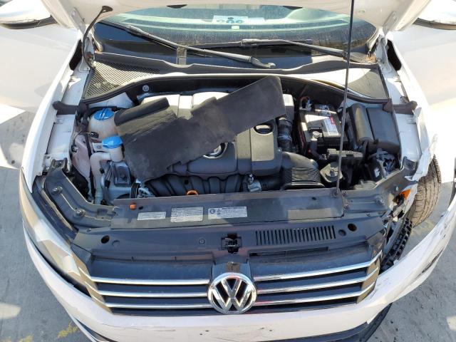 Photo 11 from auction – 2012 VOLKSWAGEN PASSAT SE with VIN 1VWBP7A34CC082580