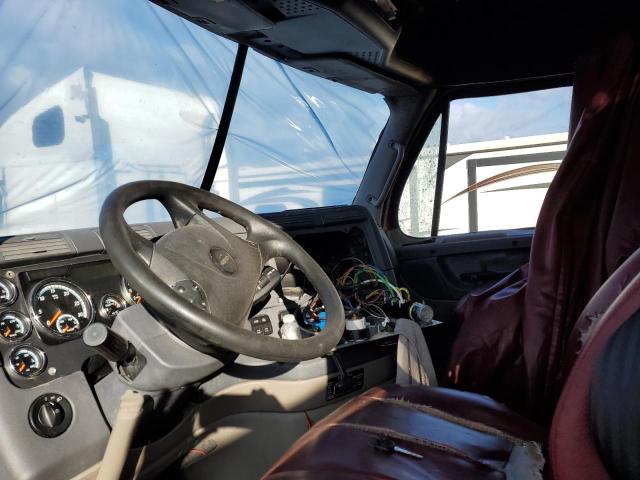 Photo 8 from auction – 2016 FREIGHTLINER CASCADIA 1 with VIN 3AKJGLD57GSGS8511