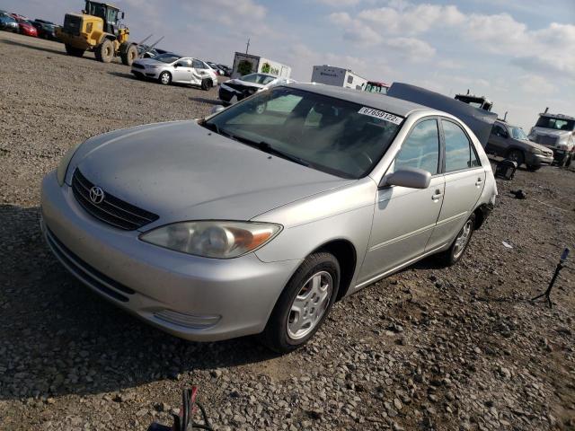 TOYOTA CAMRY LE 2002 with VIN 4T1BE32K52U070188 - Photo from auction