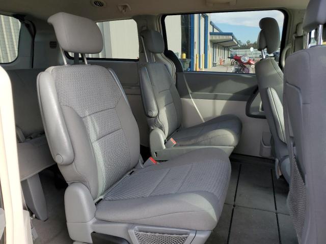 Photo 11 from auction – 2010 CHRYSLER TOWN & COU with VIN 2A4RR5D10AR457924