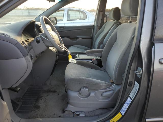 Photo 7 from auction – 2004 TOYOTA SIENNA CE with VIN 5TDZA23C04S140252