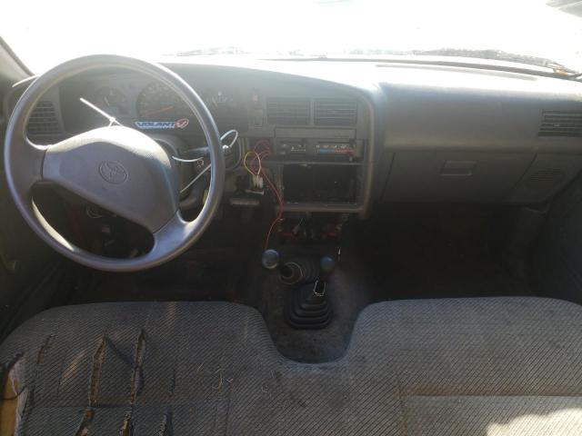 Photo 8 from auction – 1992 TOYOTA PICKUP 1/2 with VIN 4TARN01P2NZ037117