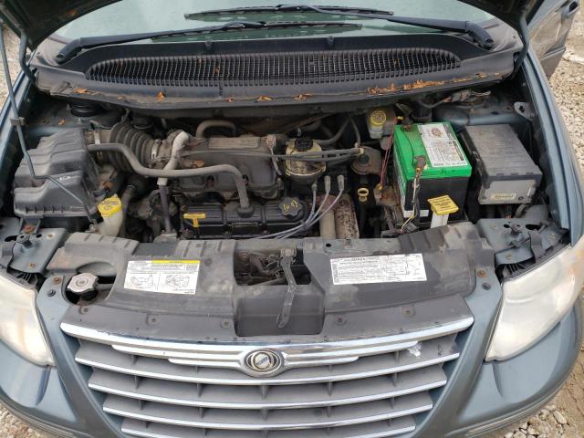 Photo 12 from auction – 2005 CHRYSLER TOWN & COU with VIN 2C4GP54L35R314184