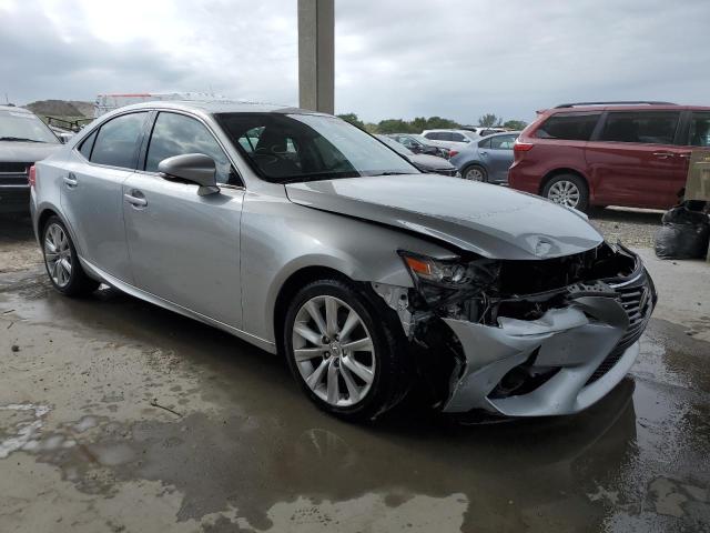 Photo 4 from auction – 2015 LEXUS IS 250 with VIN JTHCF1D20F5019042