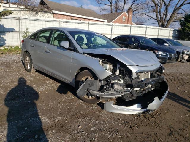 Photo 4 from auction – 2016 HYUNDAI SONATA SE with VIN 5NPE24AF8GH318553