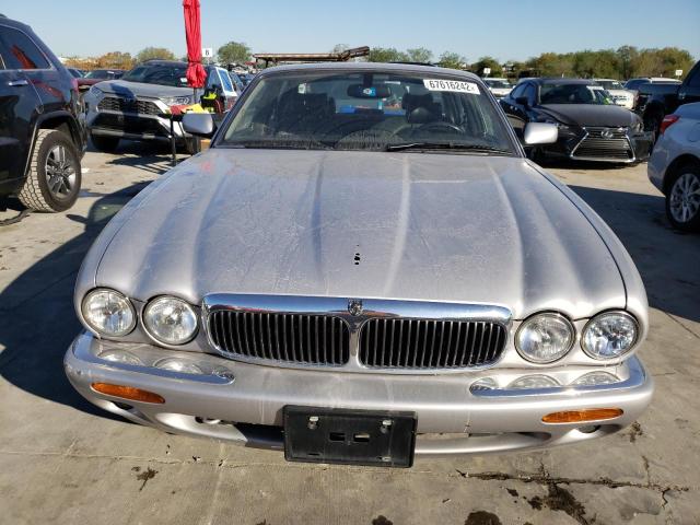 Photo 5 from auction – 2001 JAGUAR XJ8 with VIN SAJDA14C81LF27653