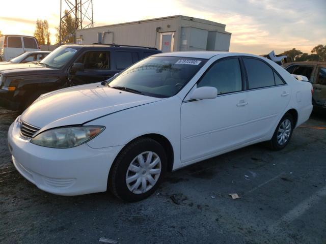 TOYOTA CAMRY LE 2005 with VIN 4T1BE32K75U533730 - Photo from auction