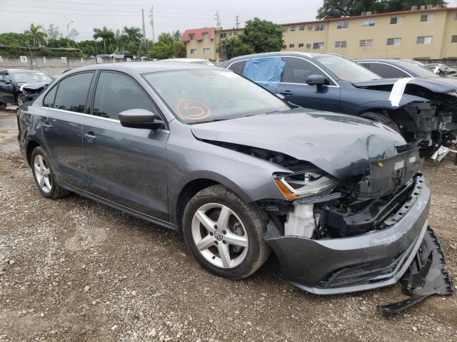 Photo 4 from auction – 2017 VOLKSWAGEN JETTA S with VIN 3VW2B7AJ1HM264773