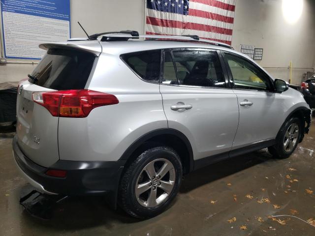 Photo 3 from auction – 2015 TOYOTA RAV4 XLE with VIN JTMRFREV7FD129126