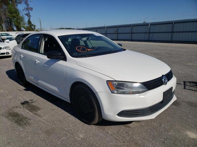 Photo 4 from auction – 2014 VOLKSWAGEN JETTA BASE with VIN 3VW2K7AJ9EM350957