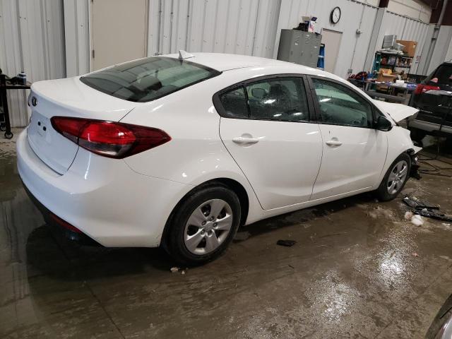 Photo 3 from auction – 2017 KIA FORTE LX with VIN 3KPFK4A76HE058348