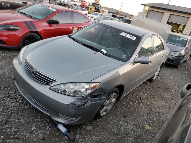 TOYOTA CAMRY LE 2005 with VIN 4T1BE32K35U988073 - Photo from auction