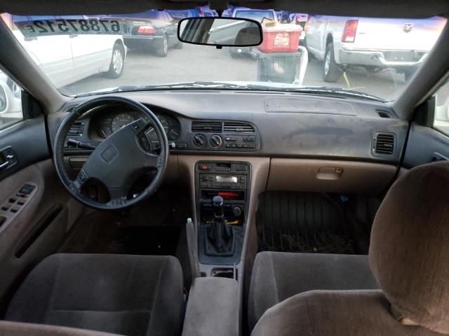 Photo 8 from auction – 1994 HONDA ACCORD with VIN JHMCD5537RC083079