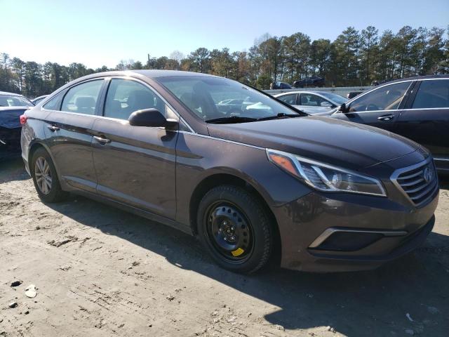 Photo 4 from auction – 2017 HYUNDAI SONATA SE with VIN 5NPE24AF4HH446791