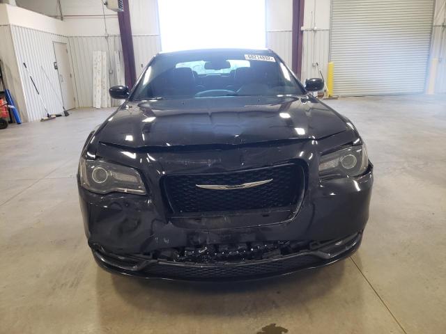 Photo 5 from auction – 2019 CHRYSLER 300 S with VIN 2C3CCABG4KH697759