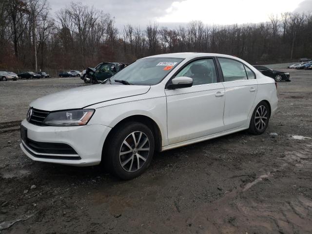 VOLKSWAGEN JETTA SE 2017 with VIN 3VWDB7AJ5HM393429 - Photo from auction