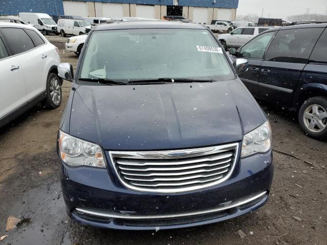 Photo 5 from auction – 2016 CHRYSLER TOWN & COU with VIN 2C4RC1CG4GR207651
