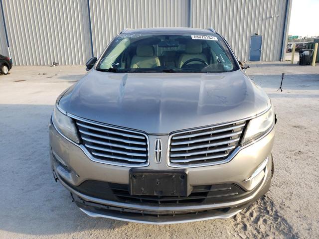 Photo 5 from auction – 2017 LINCOLN MKC SELECT with VIN 5LMCJ2C98HUL02410