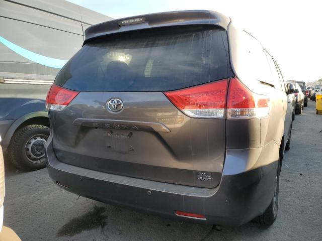 Photo 6 from auction – 2011 TOYOTA SIENNA XLE with VIN 5TDDK3DC2BS027055