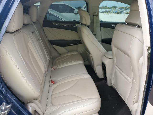 Photo 11 from auction – 2018 LINCOLN MKC RESERV with VIN 5LMCJ3C9XJUL33119