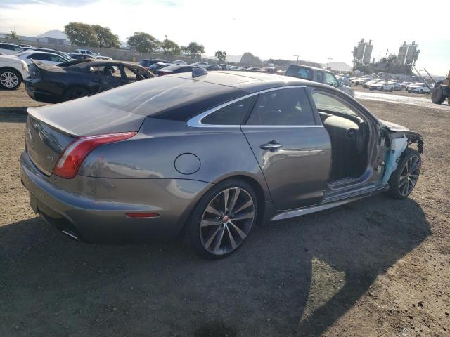 Photo 3 from auction – 2017 JAGUAR XJ with VIN SAJWA1C73H8W09877