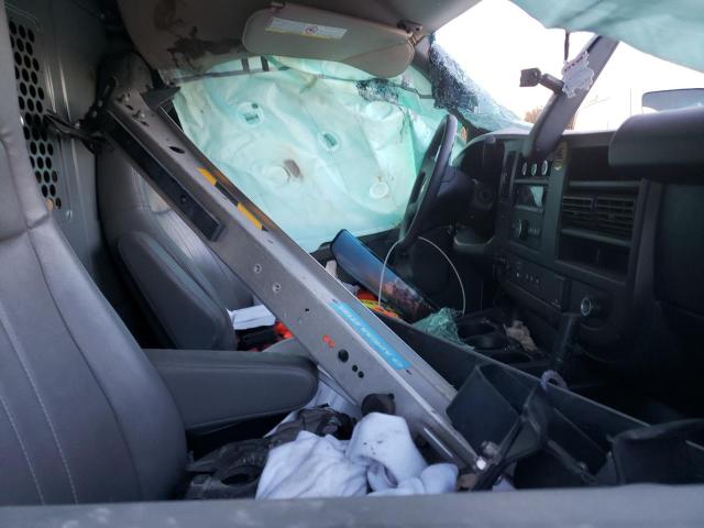 Photo 5 from auction – 2018 CHEVROLET EXPRESS G2 with VIN 1GCWGAFP3J1208109