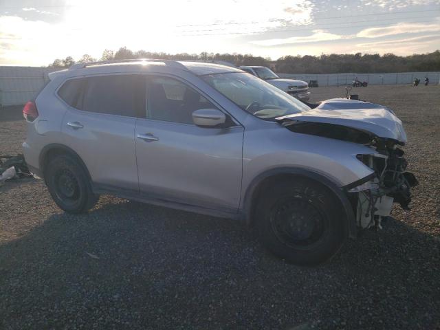 Photo 4 from auction – 2017 NISSAN ROGUE S with VIN KNMAT2MV7HP520051