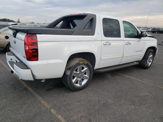 Photo 3 from auction – 2010 CHEVROLET AVALANCHE with VIN 3GNNCFE00AG282072