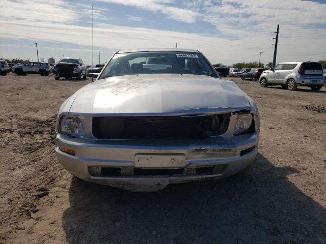 Photo 5 from auction – 2005 FORD MUSTANG with VIN 1ZVFT80N155148936