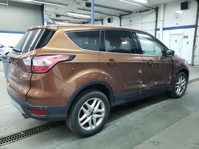 Photo 3 from auction – 2017 FORD ESCAPE SE with VIN 1FMCU9GD7HUC27474