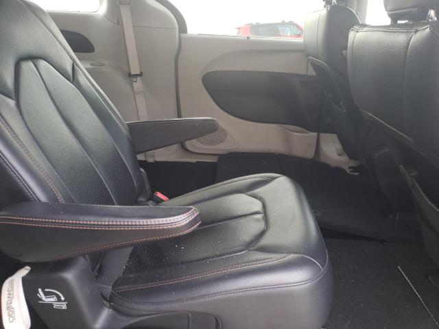 Photo 11 from auction – 2018 CHRYSLER PACIFICA T with VIN 2C4RC1BG5JR120141