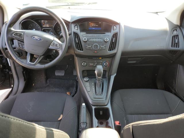 Zdjęcie 8 z aukcji – 2017 FORD FOCUS SE z VIN 1FADP3K21HL335765