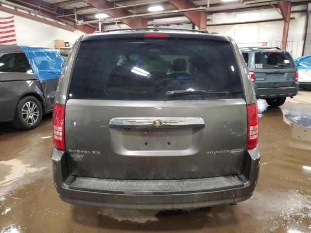 Photo 6 from auction – 2010 CHRYSLER TOWN & COU with VIN 2A4RR8D1XAR428125