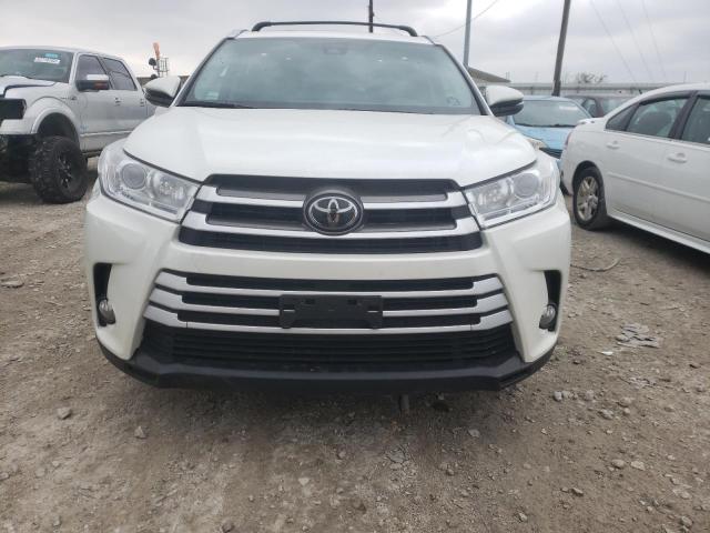 Photo 5 from auction – 2018 TOYOTA HIGHLANDER with VIN 5TDKZRFHXJS287412