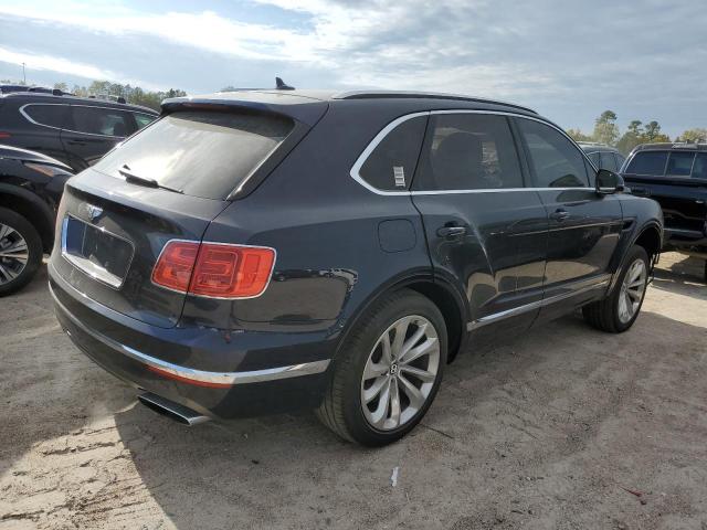Photo 3 from auction – 2017 BENTLEY BENTAYGA with VIN SJAAC2ZV0HC016068