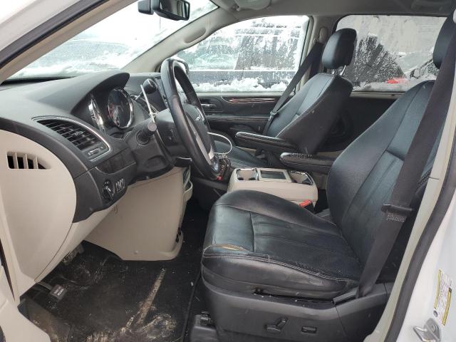 Photo 7 from auction – 2015 CHRYSLER TOWN & COU with VIN 2C4RC1CG4FR547297