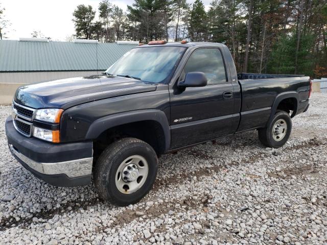 CHEVROLET SILVERADO 2005 with VIN 1GCHK24U35E306657 - Photo from auction