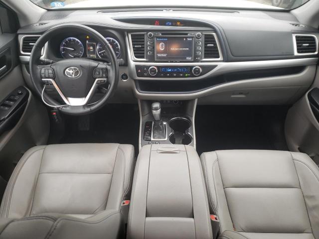 Photo 8 from auction – 2018 TOYOTA HIGHLANDER with VIN 5TDKZRFHXJS287412