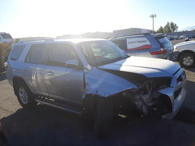 Photo 4 from auction – 2015 TOYOTA 4RUNNER SR with VIN JTEBU5JR5F5211452