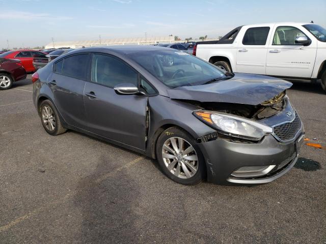 Photo 4 from auction – 2016 KIA FORTE LX with VIN KNAFX4A61G5447124