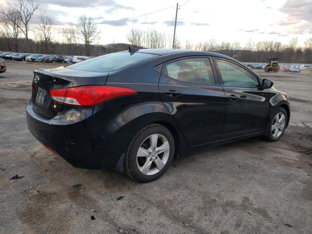 Photo 3 from auction – 2013 HYUNDAI ELANTRA GL with VIN 5NPDH4AE8DH213928