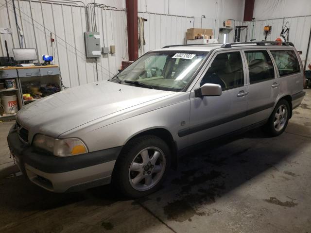 VOLVO V70 XC 2000 with VIN YV1LZ56D0Y2720175 - Photo from auction