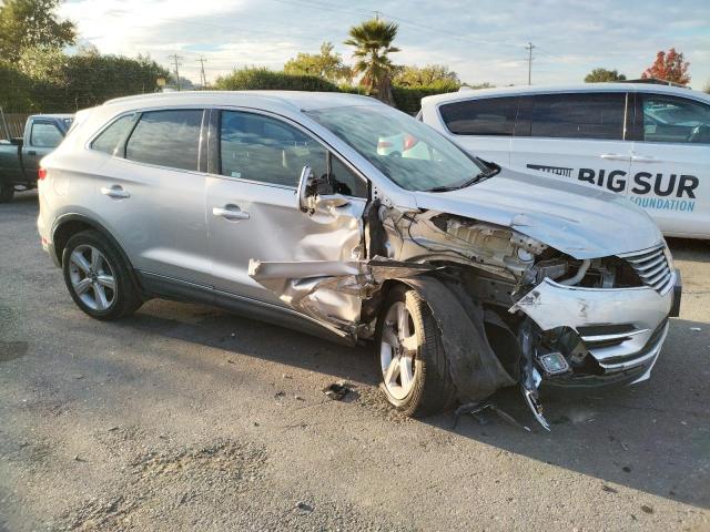 Photo 4 from auction – 2017 LINCOLN MKC PREMIE with VIN 5LMCJ1D90HUL39878