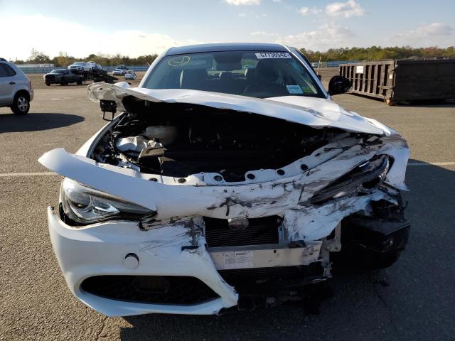Photo 5 from auction – 2019 ALFA ROMEO GIULIA with VIN ZARFANAN2K7605829