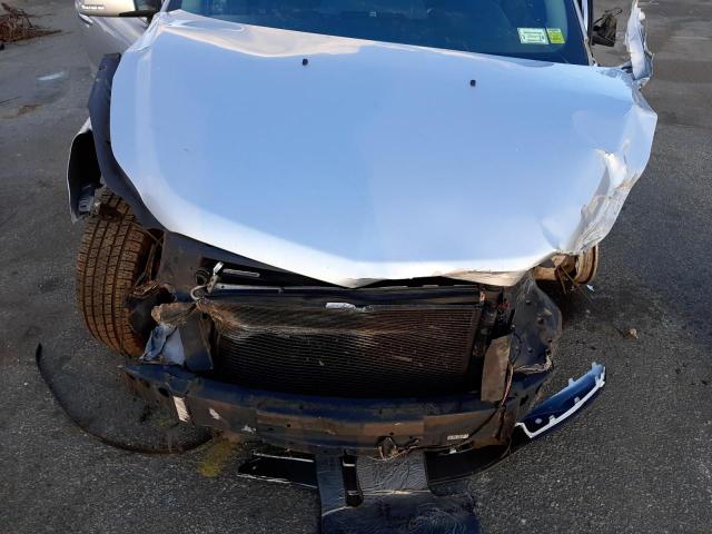 Photo 11 from auction – 2010 CHEVROLET TRAVERSE L with VIN 1GNLVFED0AJ239242