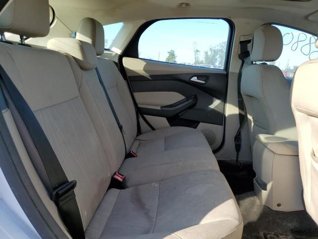 Photo 10 from auction – 2016 FORD FOCUS SE with VIN 1FADP3K21GL290065