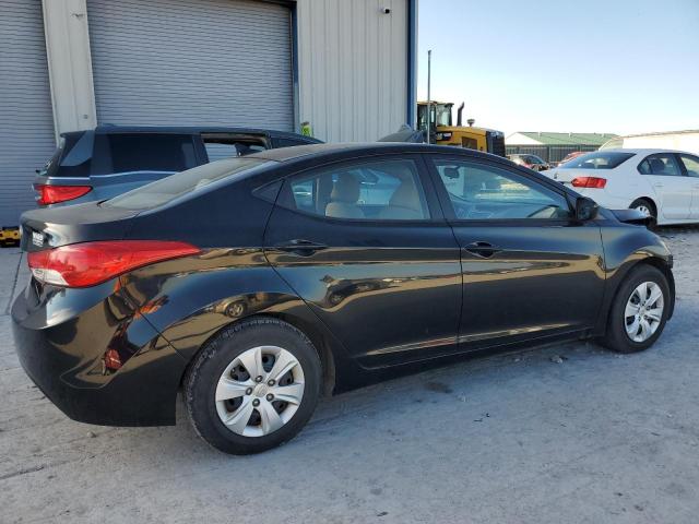 Photo 3 from auction – 2012 HYUNDAI ELANTRA GL with VIN 5NPDH4AE6CH131808