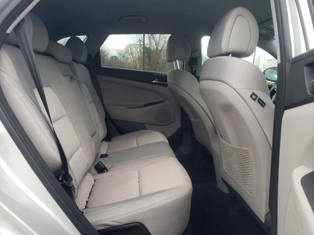Photo 11 from auction – 2017 HYUNDAI TUCSON LIM with VIN KM8J3CA40HU585760